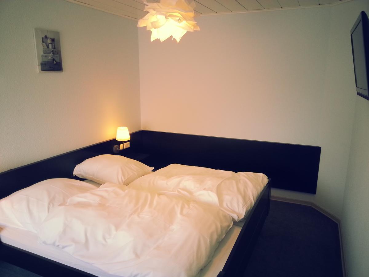 Zip Hotel Lingenfeld Bagian luar foto