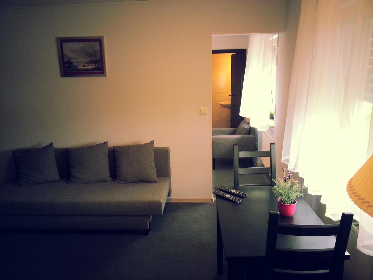 Zip Hotel Lingenfeld Bagian luar foto